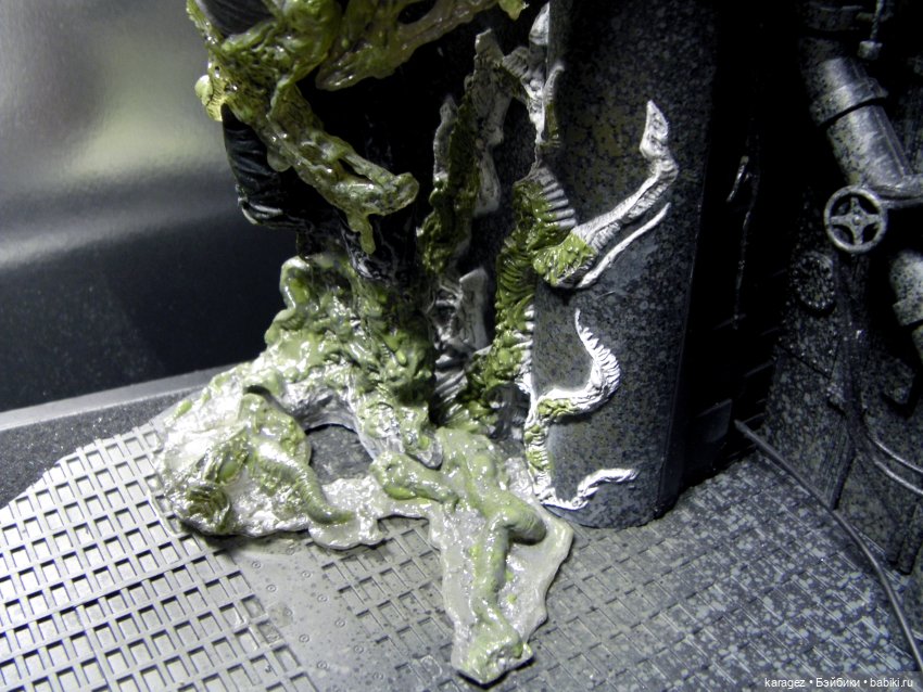 Коллекционная фигурка королевы монстров из фильма ALIENS