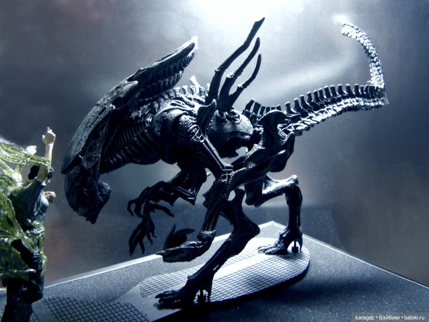 Коллекционная фигурка королевы монстров из фильма ALIENS (фото 6)