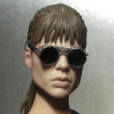 Коллекционная фигурка Сары Коннор из  фильма Терминатор 2