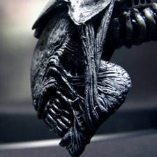 Коллекционная фигурка  королевы монстров из фильма ALIENS