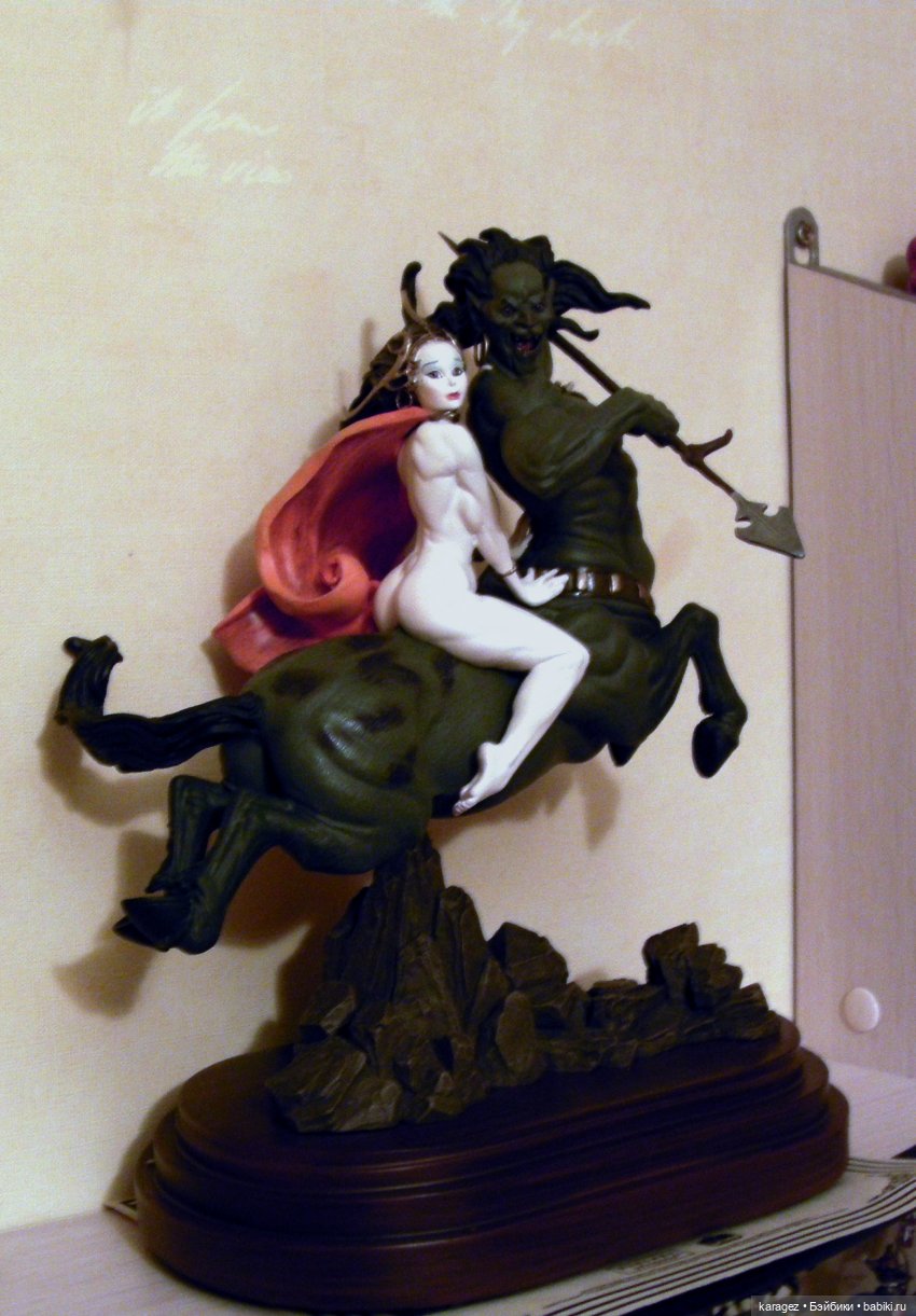 Статуэтка Moon Maid. Лунная девушка (фото 7)