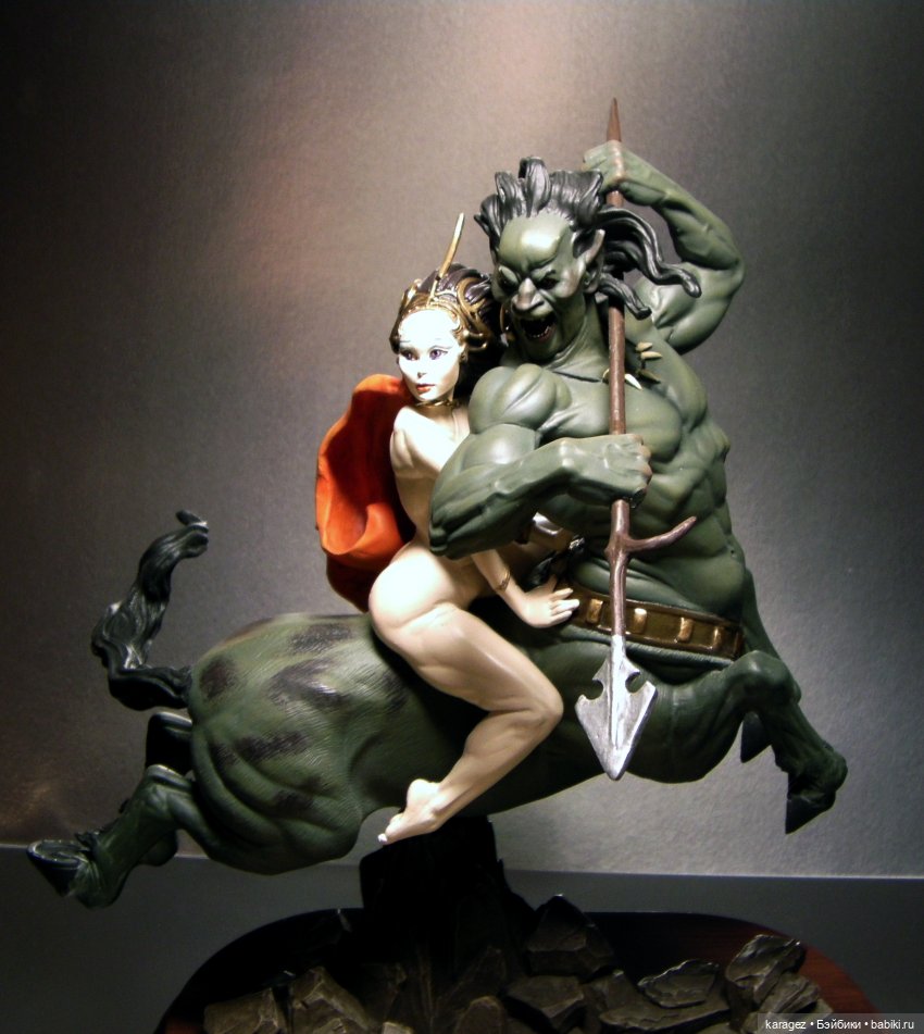 Статуэтка Moon Maid. Лунная девушка (фото 4)