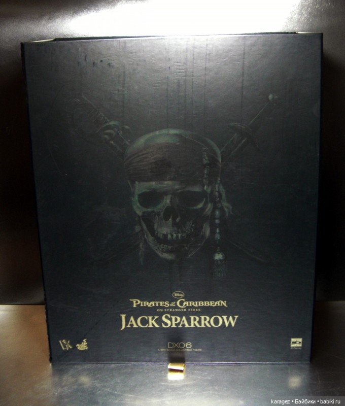 Еще один экспонат из моей коллекции. Пират Джек Воробей. Hot Toys