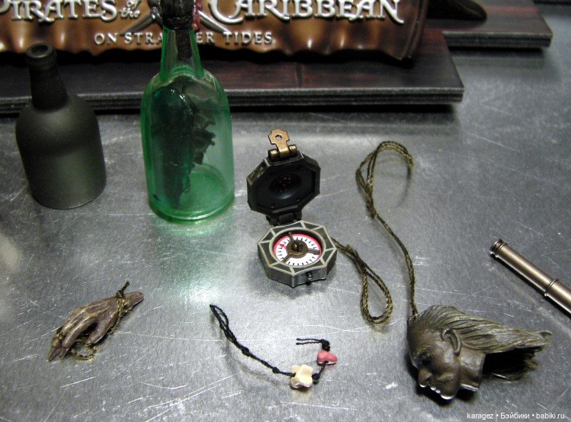 Еще один экспонат из моей коллекции. Пират Джек Воробей. Hot Toys