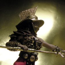 Смертельный поединок спартанки и гладиаторки.