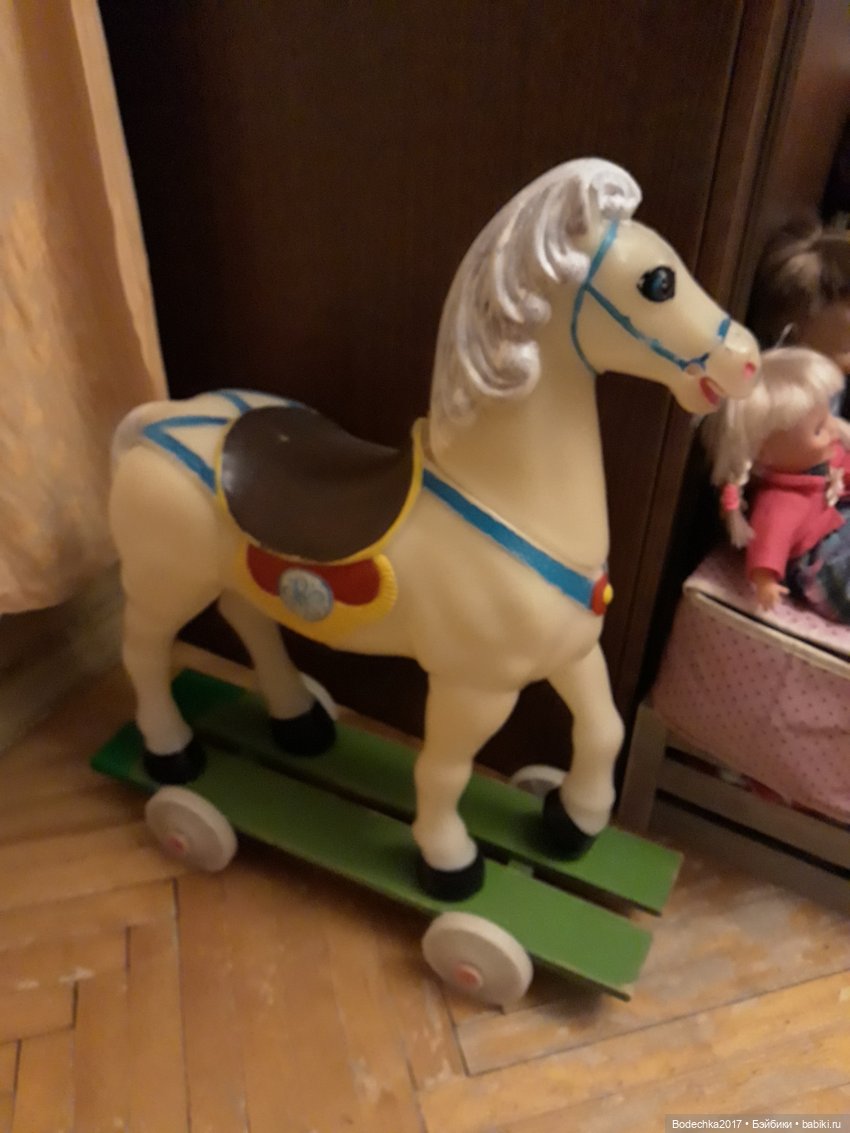 Принц потерял коня и с тех пор грустит (фото 6)