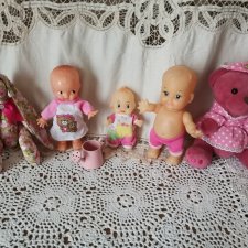 Компания в розовом.