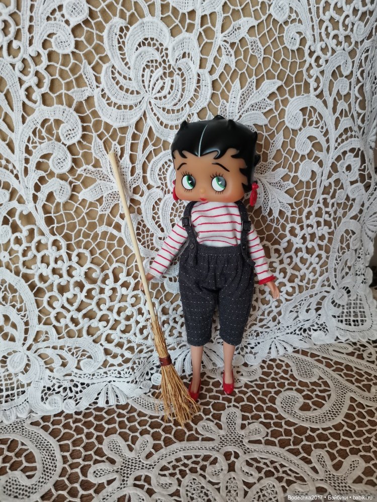 Сегодня День выметания скверных мыслей и День и Всенародный день ликвидации последствий 8 Марта (фото 2)