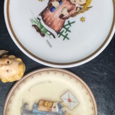 Пара декоративных фарфоровых тарелочек от Goebel.