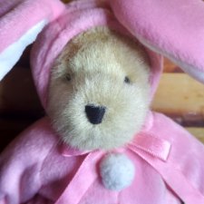 Медвежонок Muffy Vanderbear "Пасхальный Кролик" от North American Bear Co