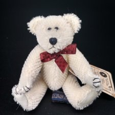 Белоснежный мохеровый медвежонок от Boyds Bears Co. 12 см