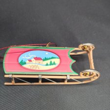 Елочная игрушка Санки 1991 год от Keepsake. 8, 5 см