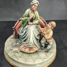 Фарфоровая статуэтка Бабушка и внук. A. Borsato. Capodimonte. Каподимонте Фарфоровая статуэтка Бабушка и внук. A. Borsato. Capodimonte. Каподимонте