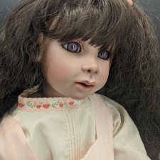 Молли Би от Marilyn Klosko. #38/250