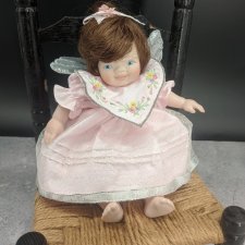 Фарфоровая малышка-ангел Блаженство от Pauline Bjonness Jacobsen