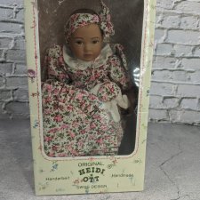 Малышка со слоником от Heidi Ott. 22 см