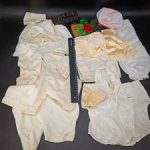 Лот винтажной одежды для кукол