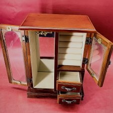 Шкатулка шкаф для кукол №7