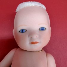 Маленькая фарфоровая реплика Малыш 1985 год