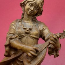 Деревянная статуэтка Девушка с мандолиной от Josef Albl Германия
