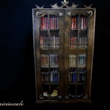 Шкаф с книгами масштаб 1/12