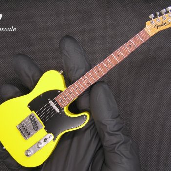 Встречайте легендарный "телек" от Fender в 1:6