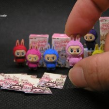 Миниатюрные лабубу для кукол