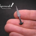 Миниатюрный кинжал Беллатрисы Лестрейндж