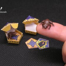 Миниатюрная шоколадная лягушка