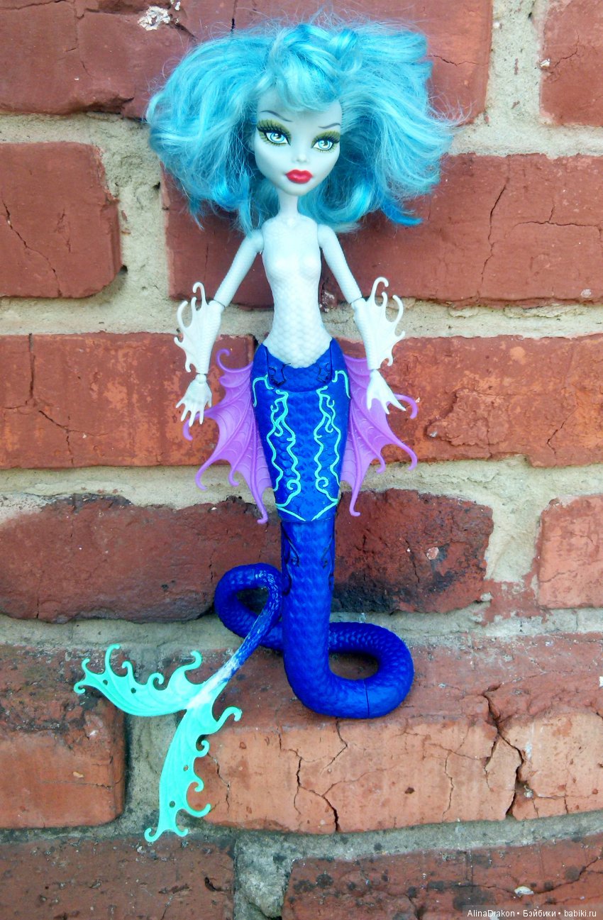 Из Гидры в Морскую Змеедеву