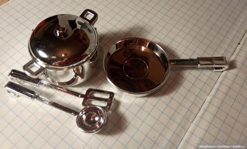 Игрушечная кухня для кукол формата Барби - обзор для кукольников