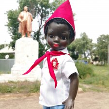 Пионер Вася.  Негритенок, кукла СССР