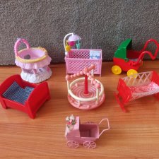 Коляски, кроватки, манеж, карусель для пупсиков