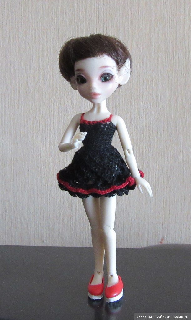 Маленькое черное платье