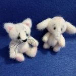 Лот игрушек для кукол. Кот и слоник.