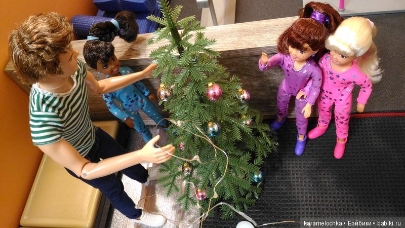 Филипп вернулся с сюрпризом! Украшаем спортзал к Новому Году