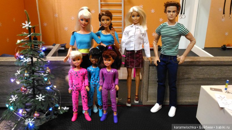 Филипп вернулся с сюрпризом! Украшаем спортзал к Новому Году