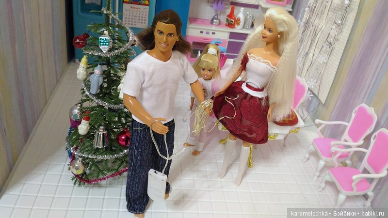 "Мы нарядим елку в праздничный наряд!" - семья Агаты готовится встречать Новый Год