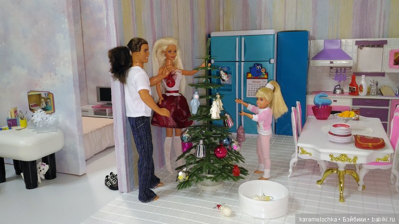 "Мы нарядим елку в праздничный наряд!" - семья Агаты готовится встречать Новый Год