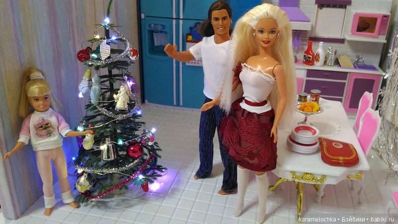 "Мы нарядим елку в праздничный наряд!" - семья Агаты готовится встречать Новый Год