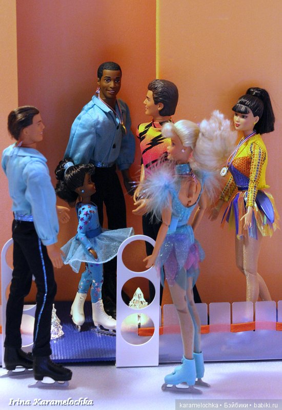 Фигурное катание на катке в спортцентре города Кукловодска