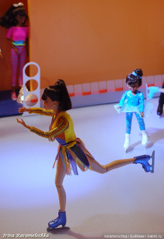 Фигурное катание на катке в спортцентре города Кукловодска
