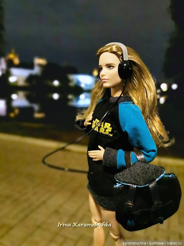 Личная драма. Часть 1. Девочка с плеером, вечером