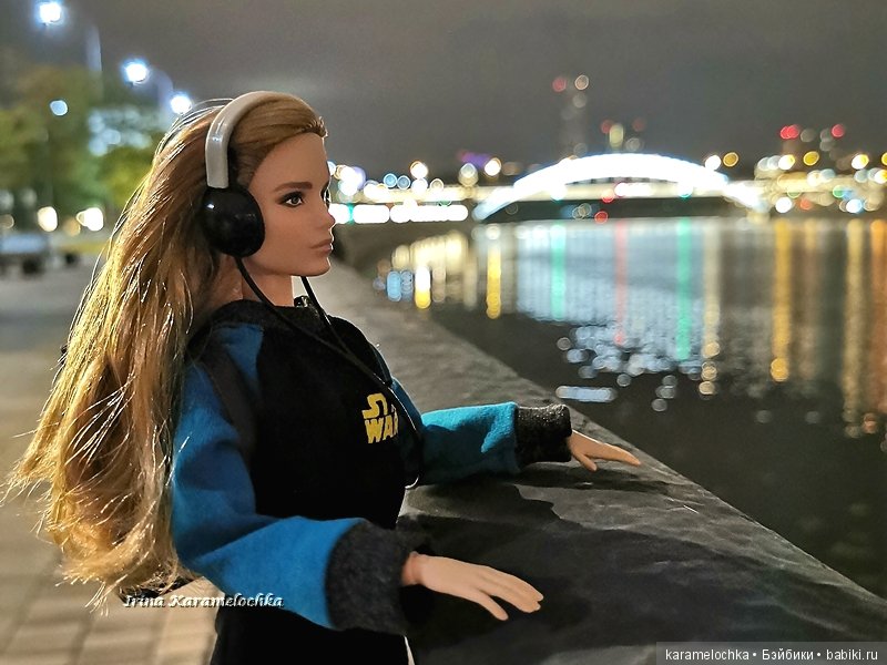 Личная драма. Часть 1. Девочка с плеером, вечером