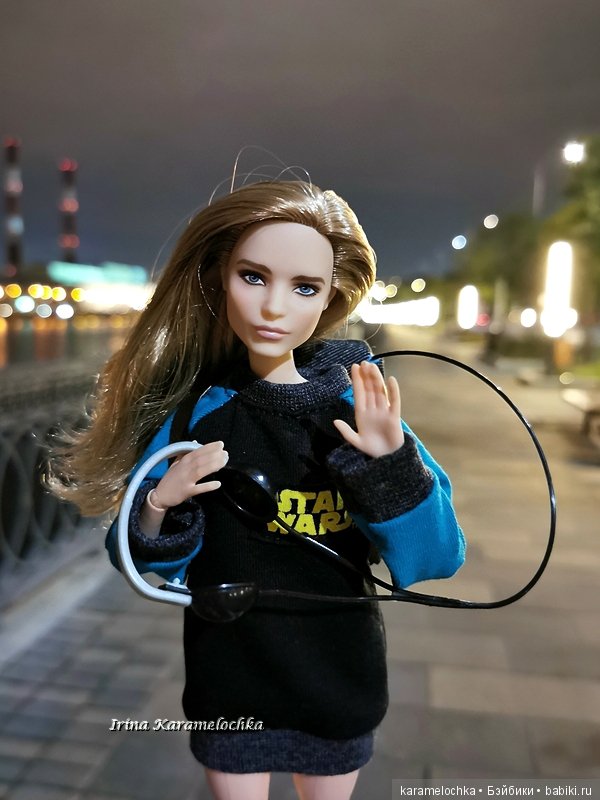 Личная драма. Часть 1. Девочка с плеером, вечером