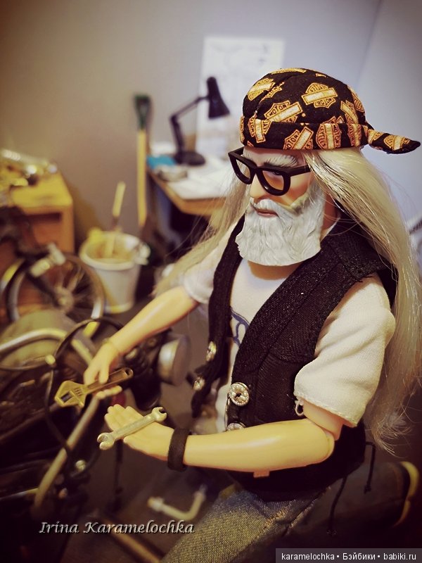 Старый байкер и его мечты о небе