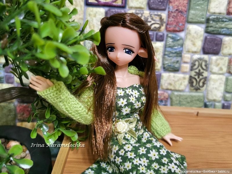 Эльфийка и весьма необычное, чтобы считаться домашним питомцем, существо (фото 2)