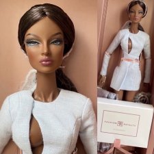 Fashion Royalty Eugenia Frost Modernist от Integrity Toys, продажа НЮД Fashion Royalty Eugenia Frost Modernist от Integrity Toys, продажа НЮД