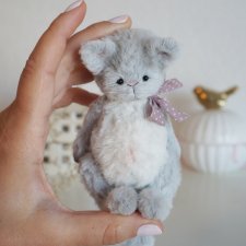 Котик Оливер 💜