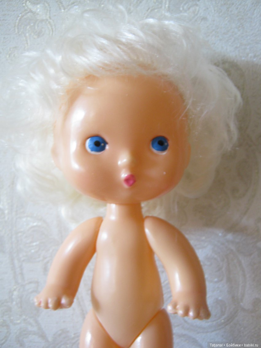 Незнакомая девочка с нарисованными глазами (фото 3)